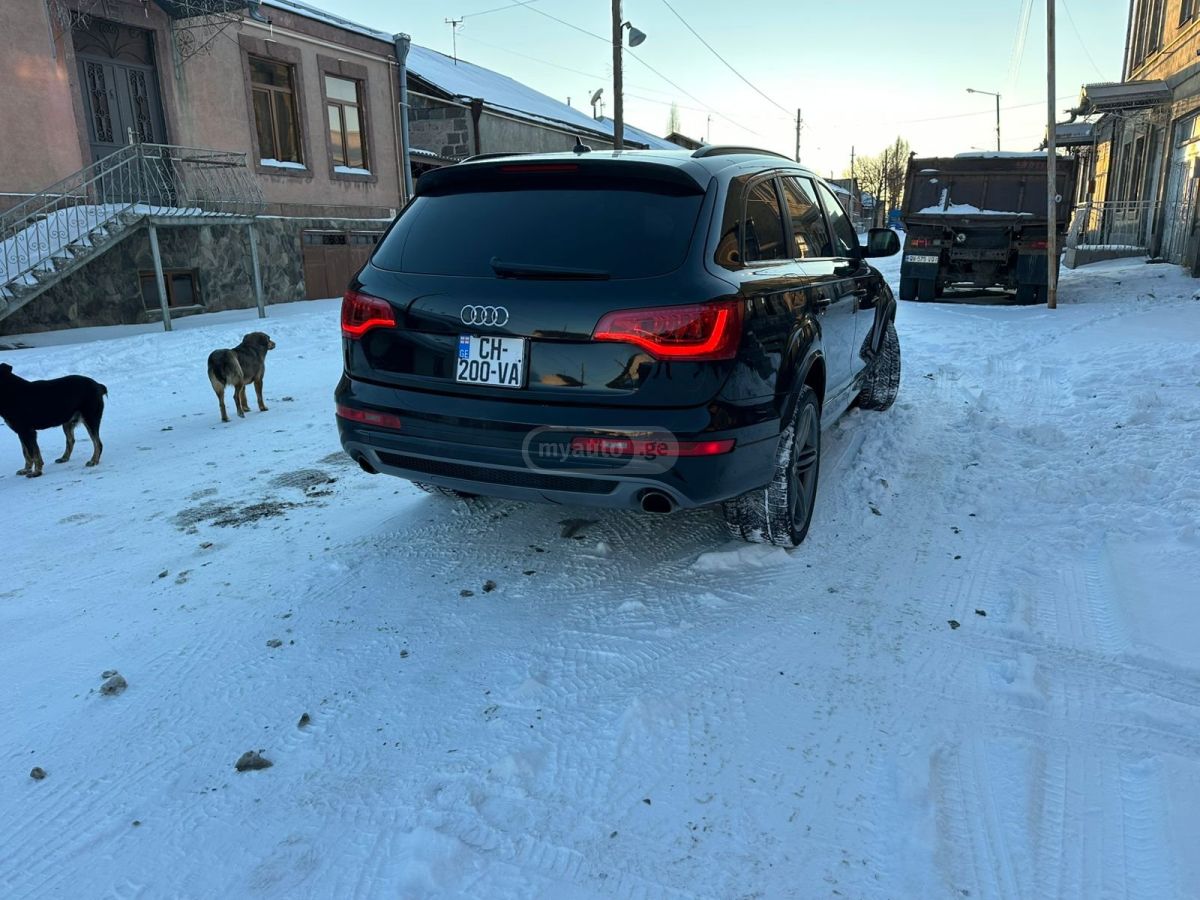 Audi Q7 2015 — photo 2