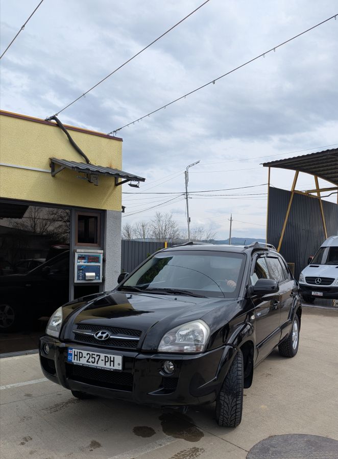 Hyundai Tucson 2008 — photo 2