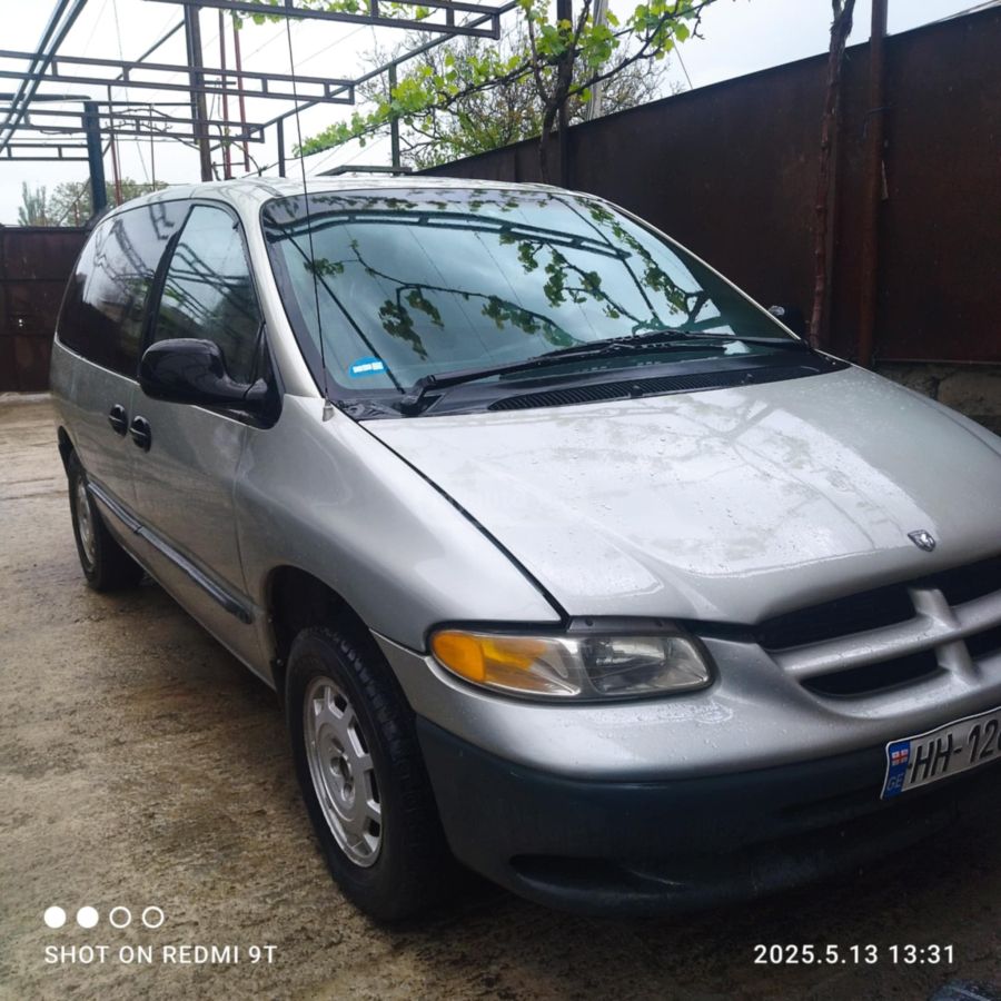 Dodge Caravan