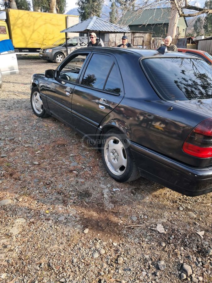 Mercedes-Benz C 180 1996 — photo 2
