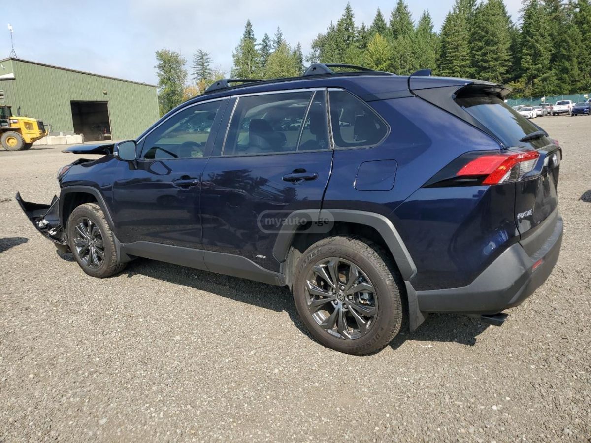 Toyota RAV4 2023 — photo 2