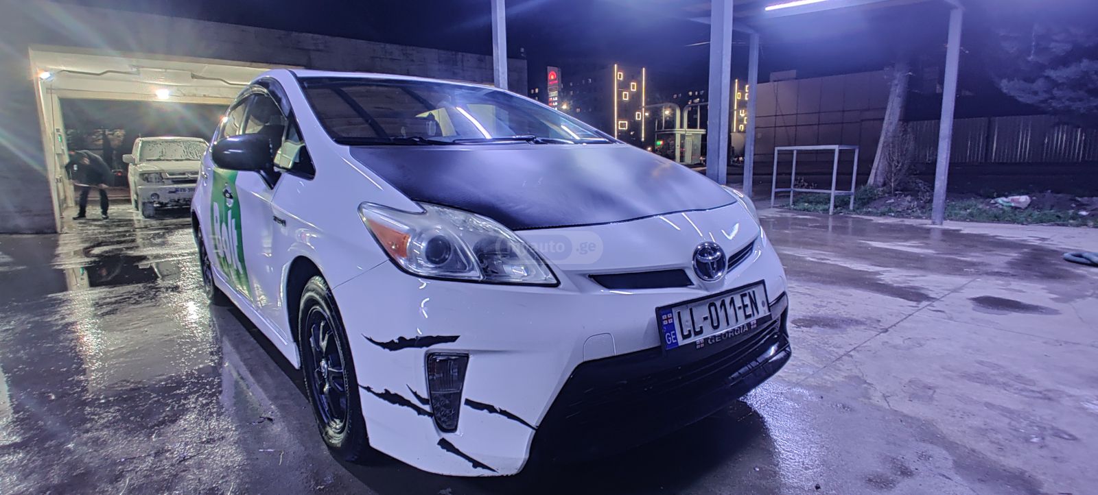 Toyota Prius 2012 — photo 2