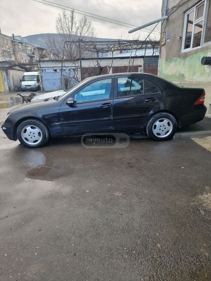 Mercedes-Benz C 230 2000 — photo 2