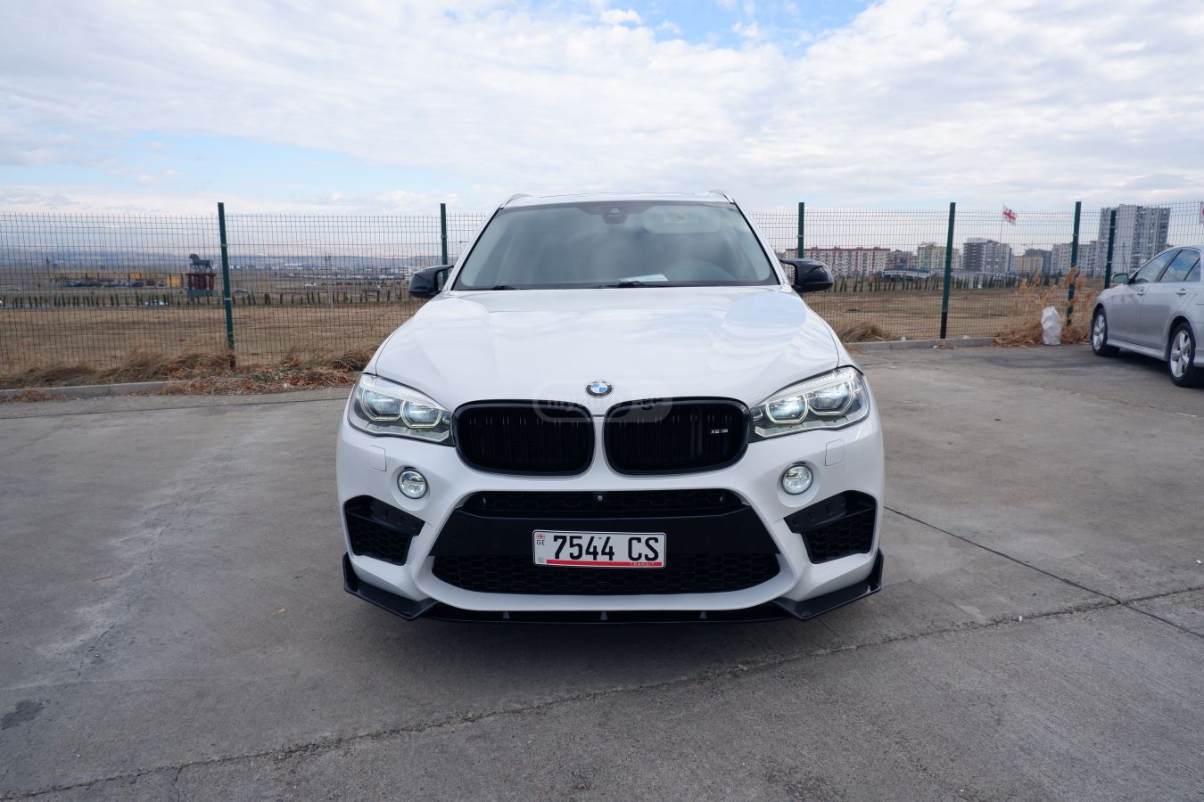 BMW X5 2015 — photo 2