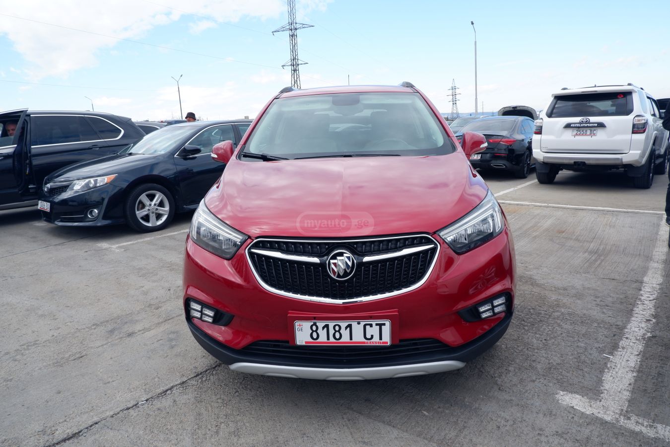 Buick Encore 2018 — photo 2