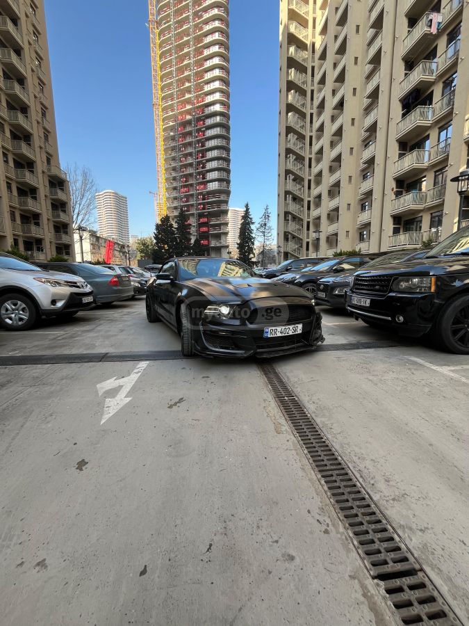 Ford Mustang 2013 — photo 2