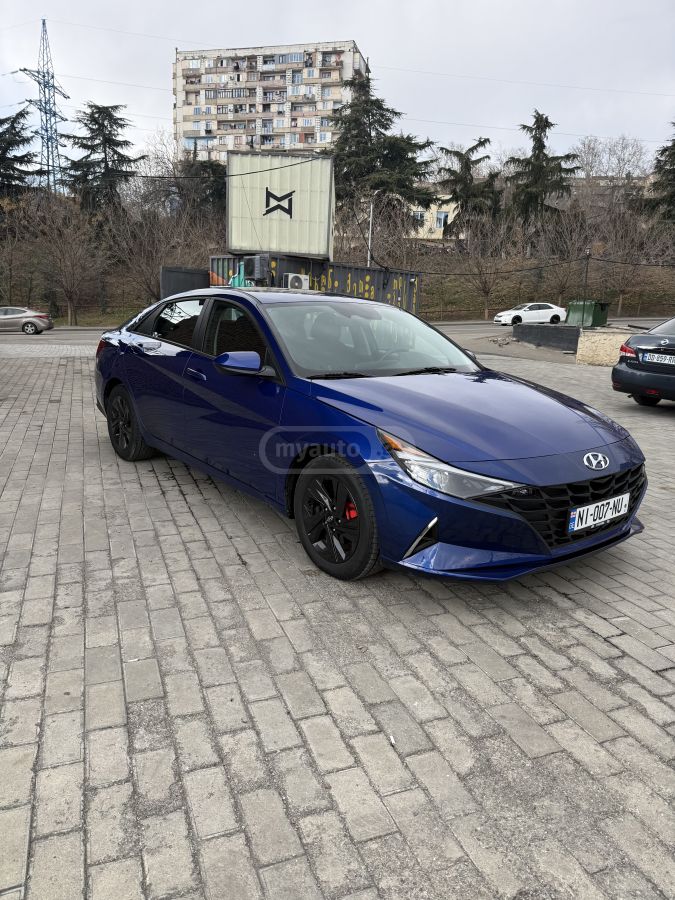 Hyundai Elantra 2021 — photo 2