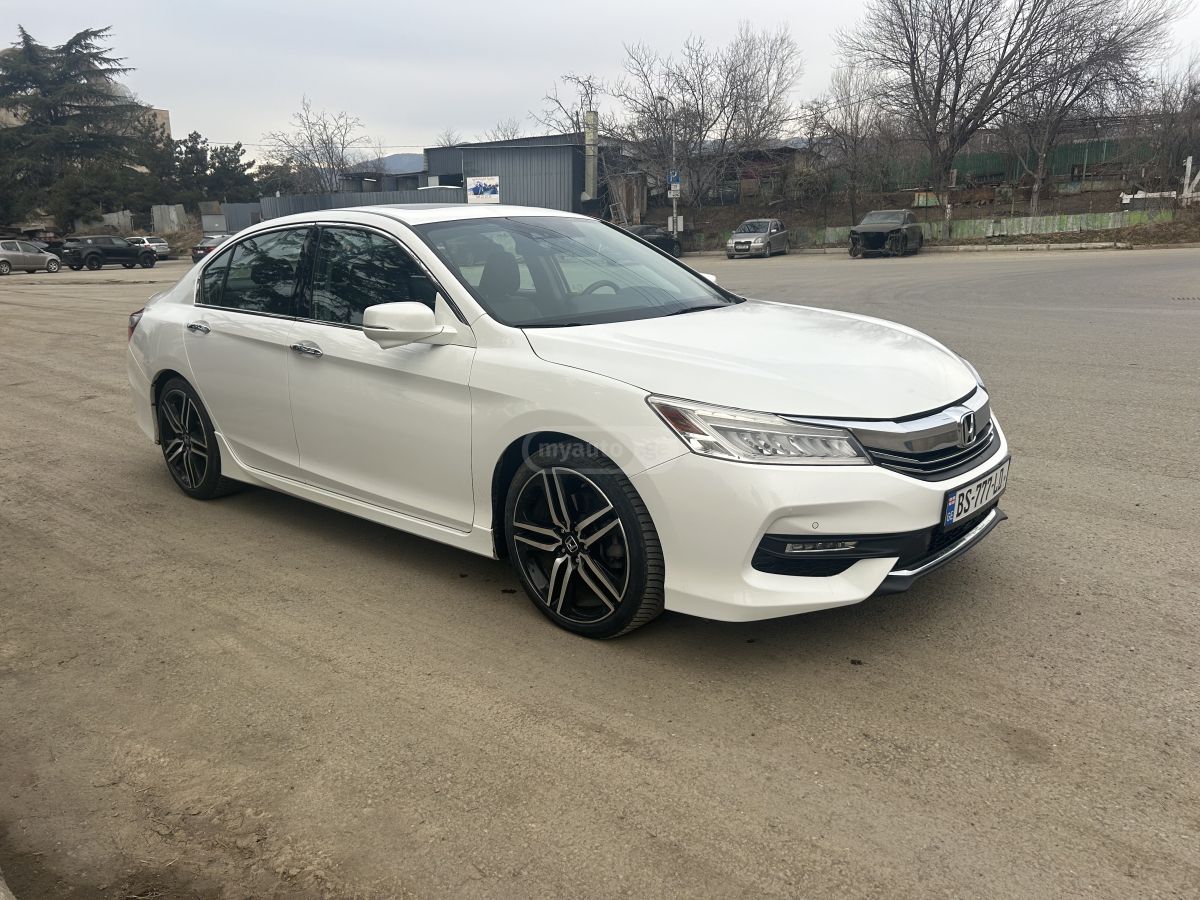 Honda Accord 2016 — photo 2
