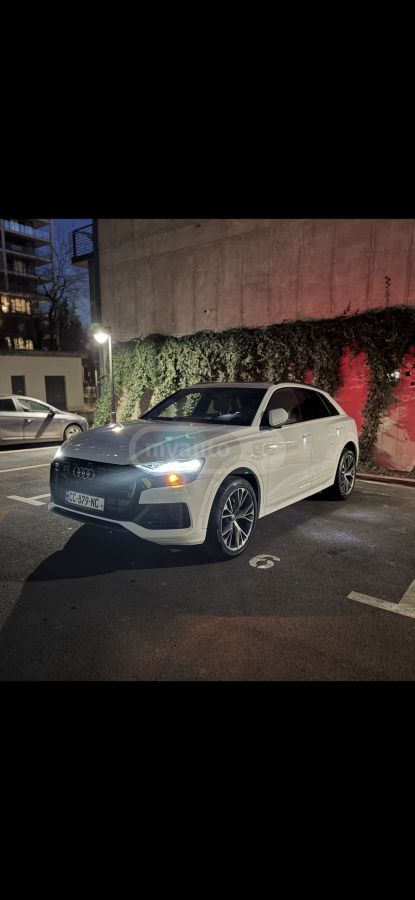 Audi Q8 2021 — photo 2