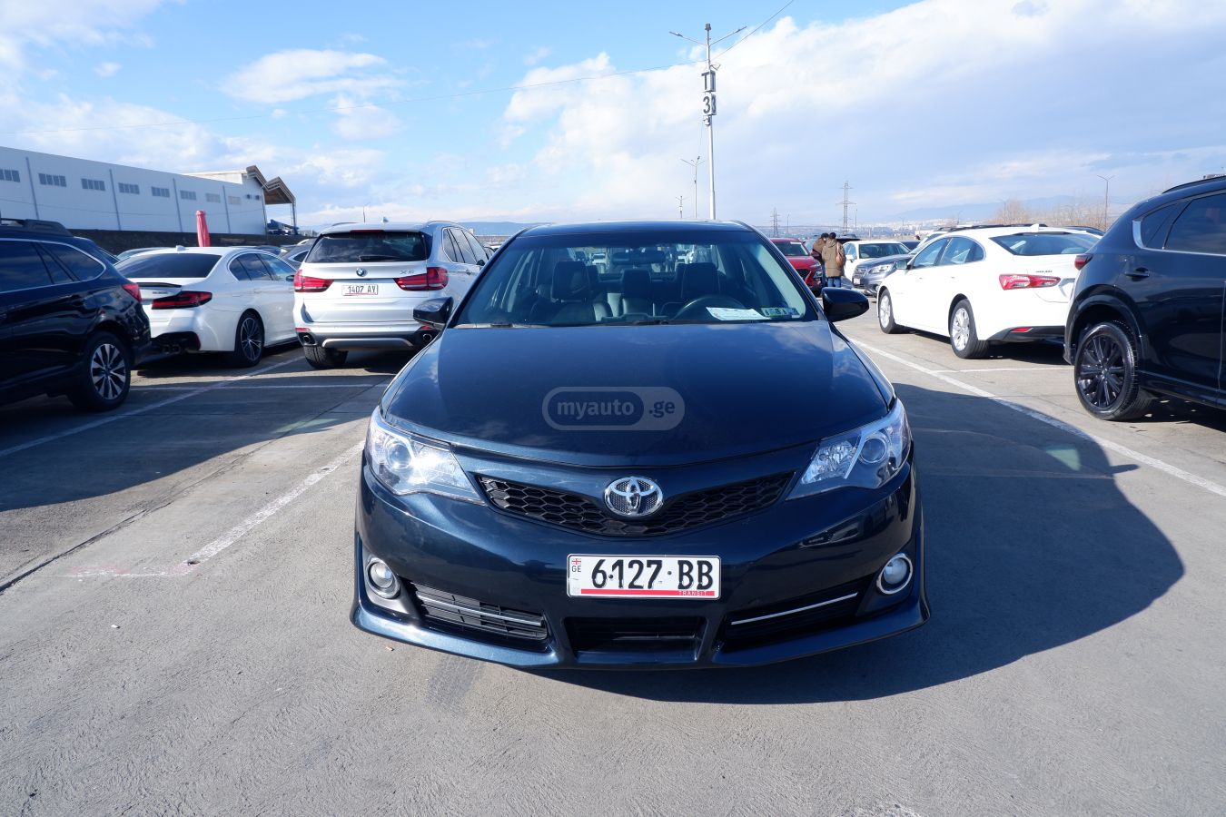 Toyota Camry 2014 — photo 2