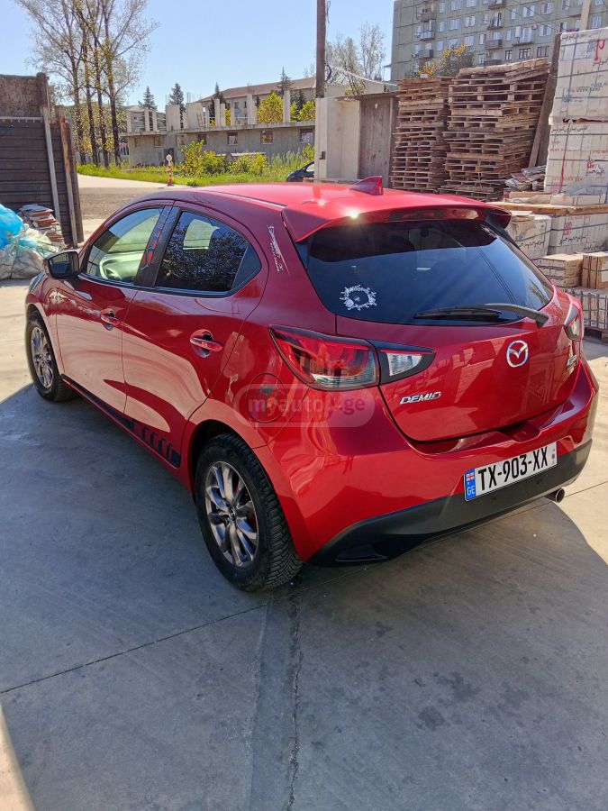 Mazda Demio 2016 — photo 2
