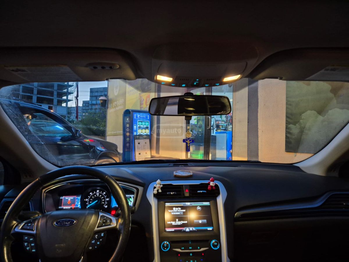 Ford Fusion 2013 — photo 2