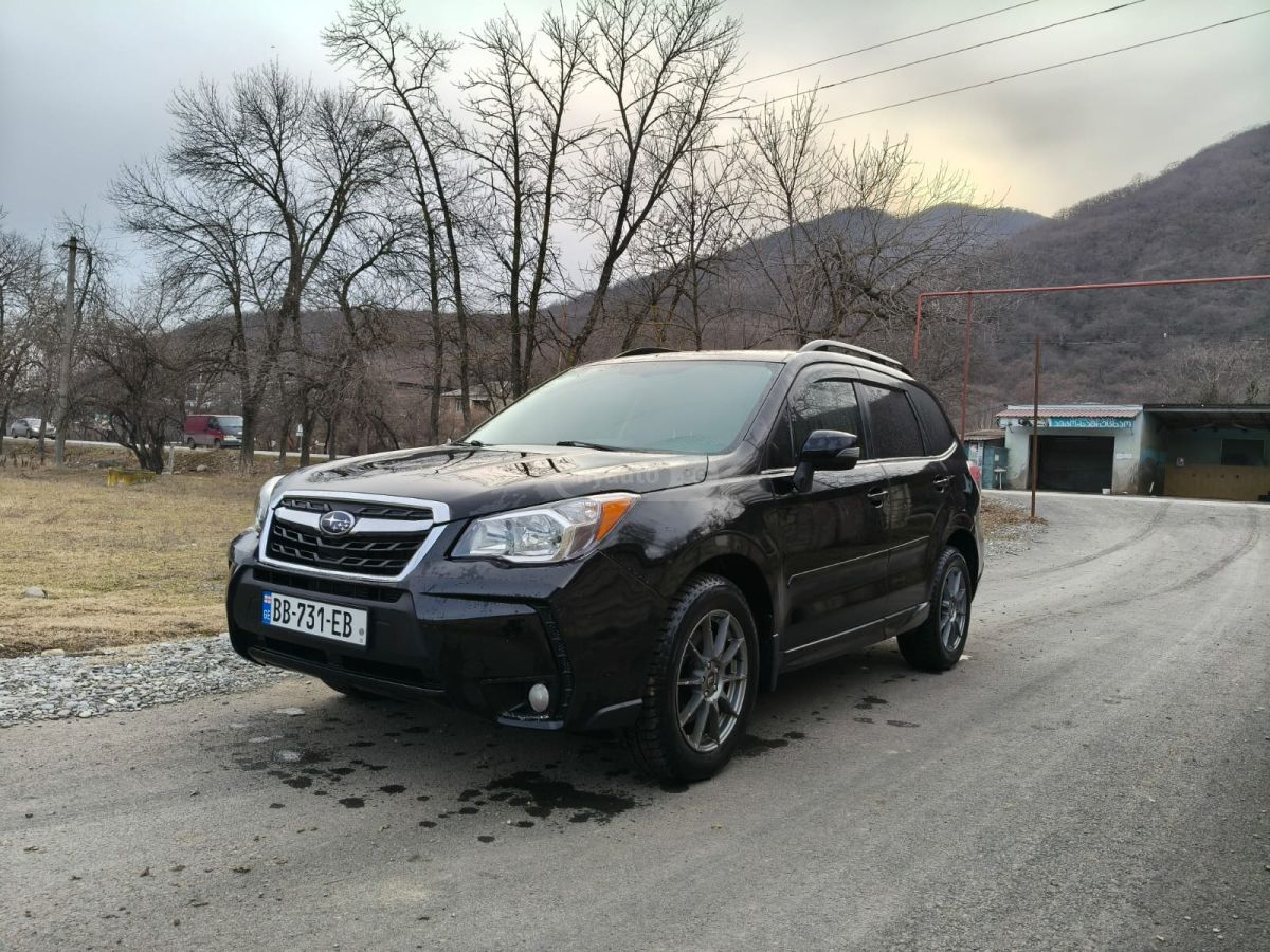 Subaru Forester 2015 — photo 2
