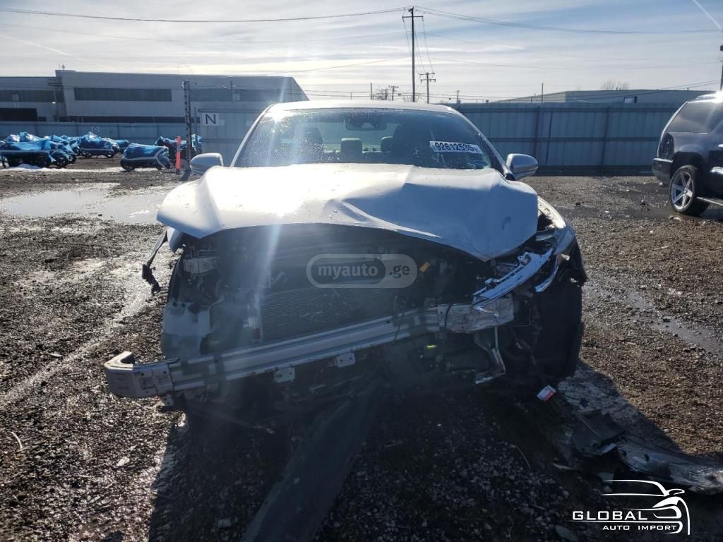 Ford Fusion 2018 — photo 2