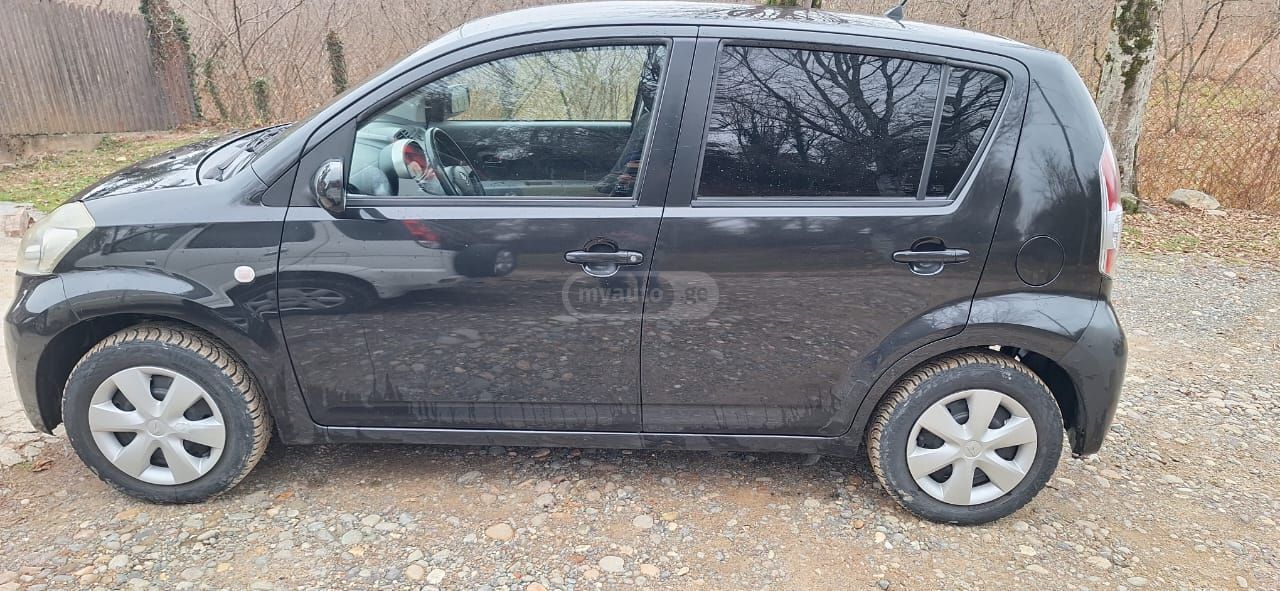 Daihatsu Sirion 2008 — photo 2