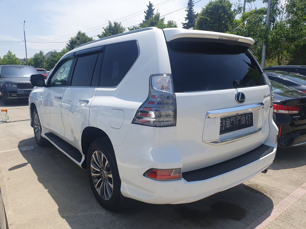 Lexus GX 460 2020 — photo 2