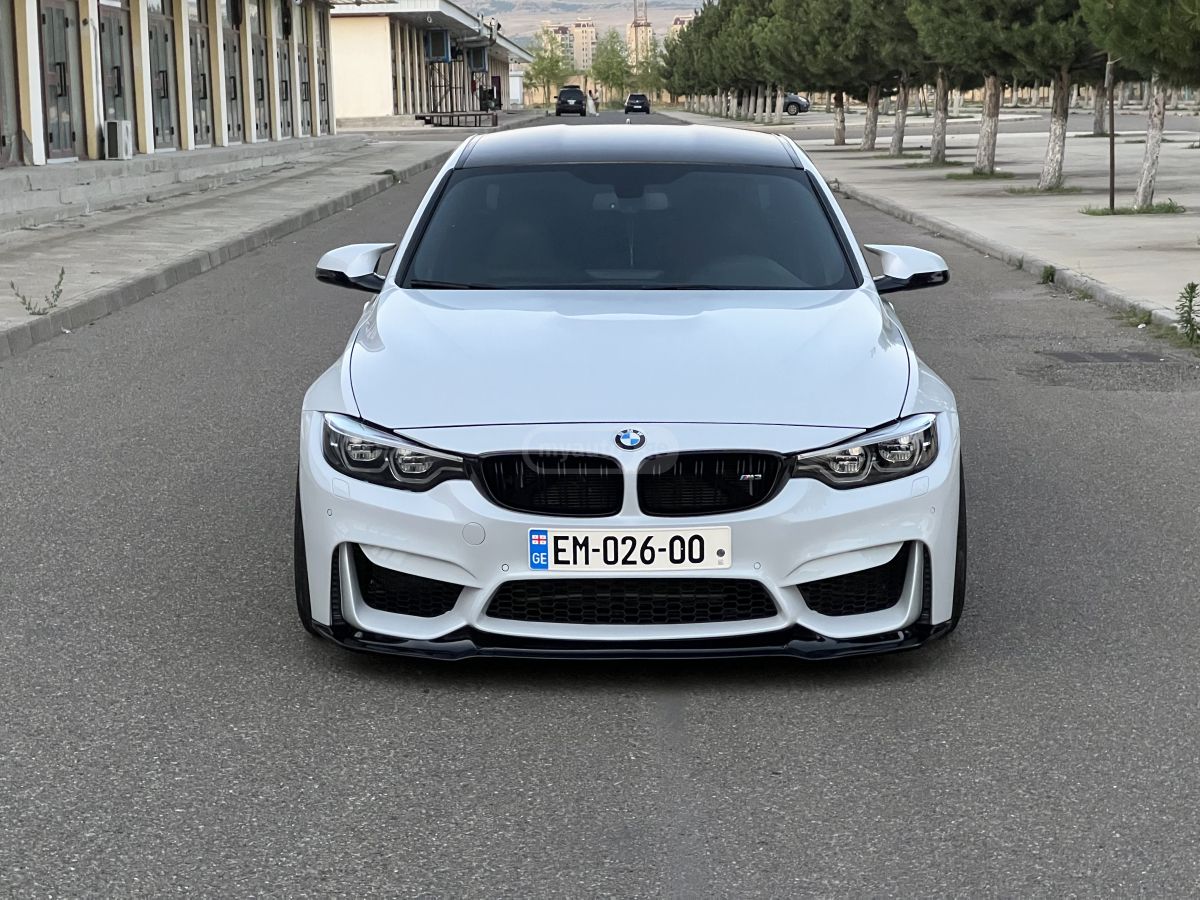 BMW M3 2015 — photo 2