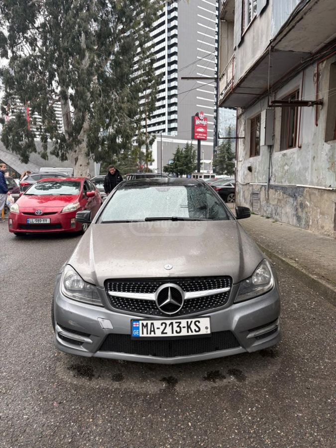 Mercedes-Benz C 250