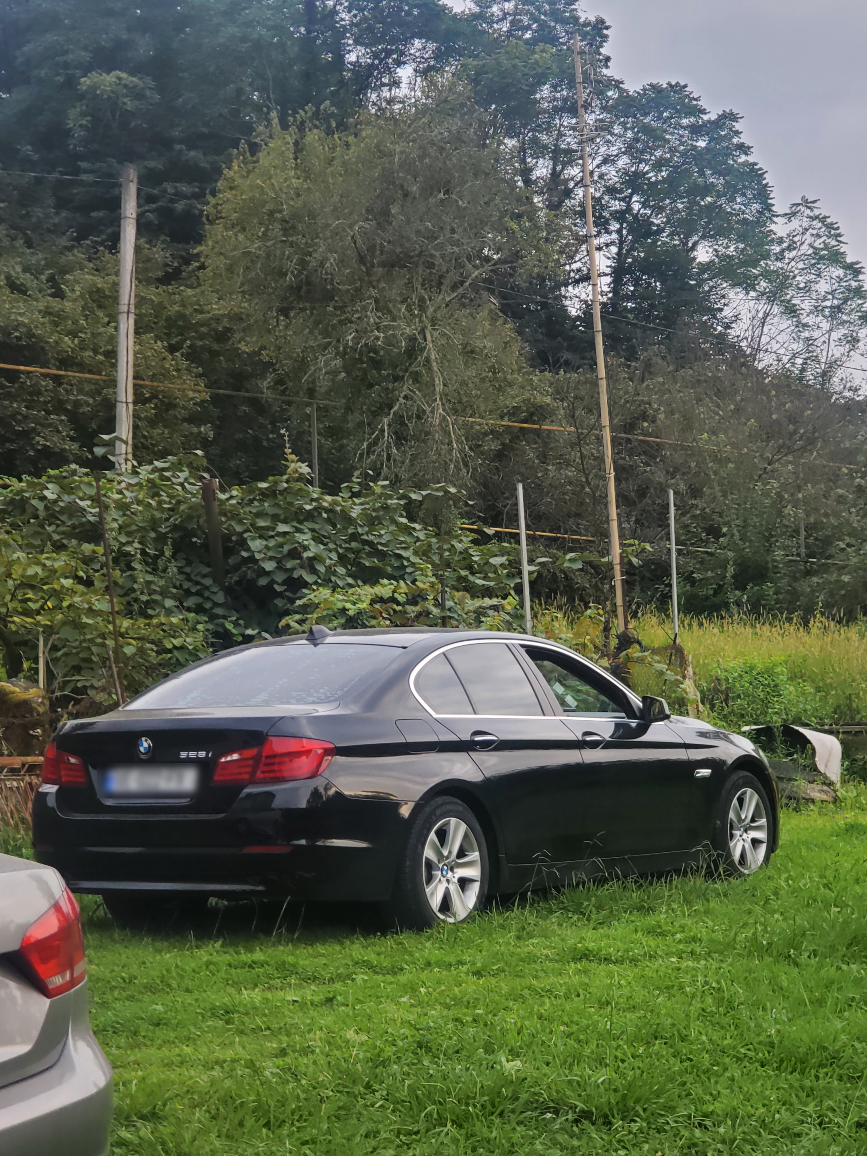 BMW 528