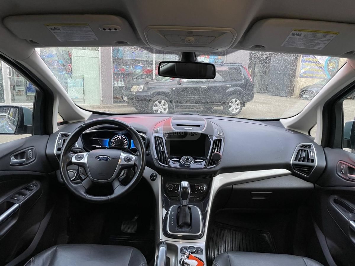 Ford C-Max 2013 — photo 2