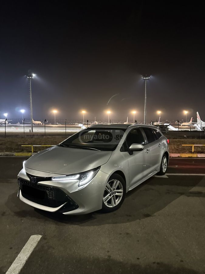 Toyota Corolla 2021 — photo 2