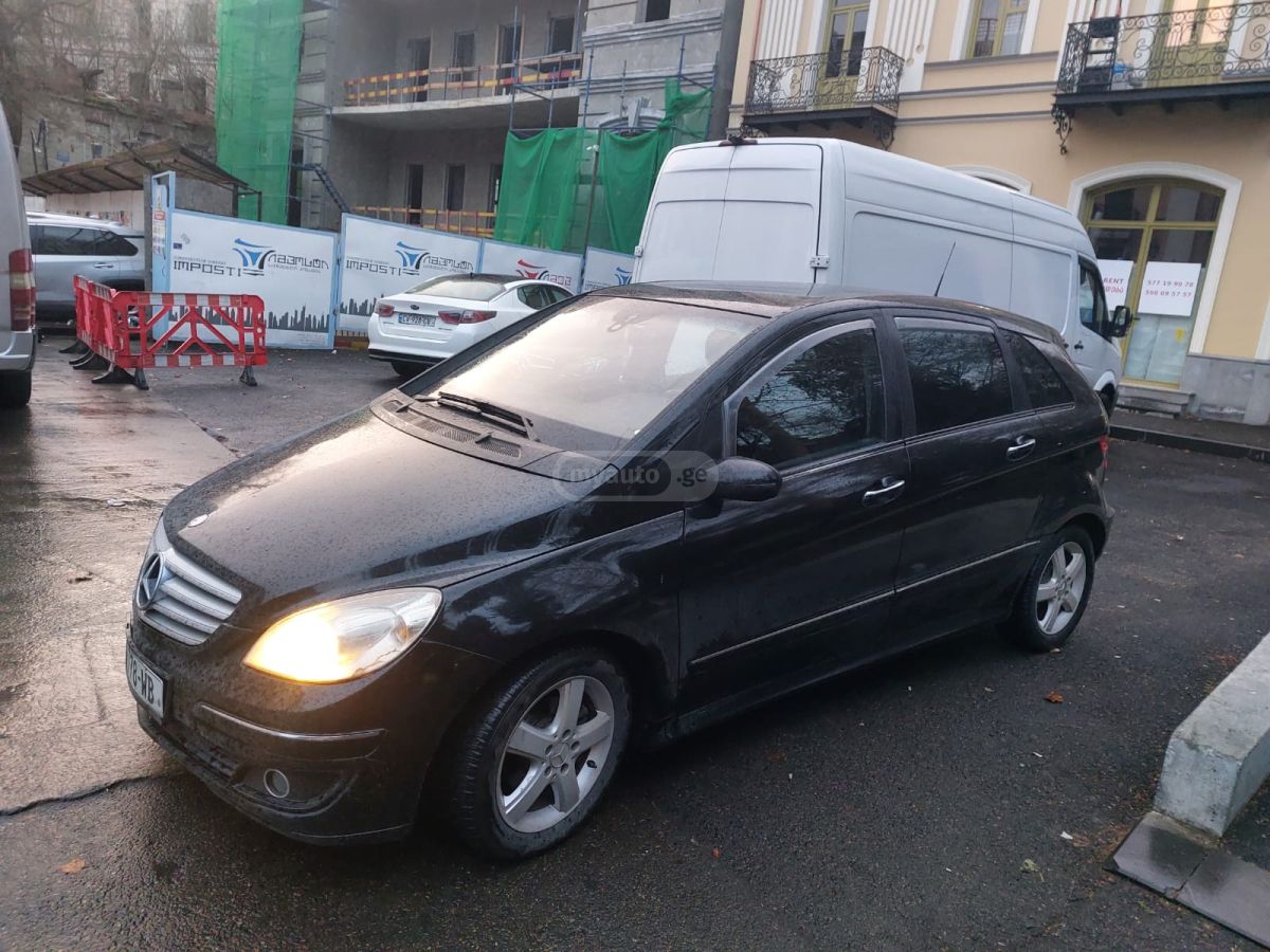 Mercedes-Benz B 170 2007 — photo 2