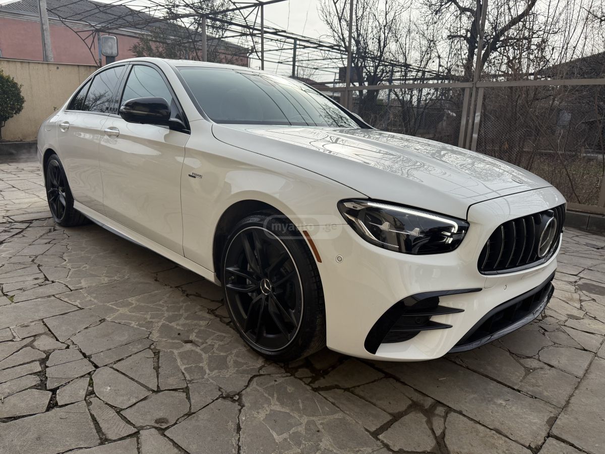 Mercedes-Benz AMG 53 2022 — photo 2