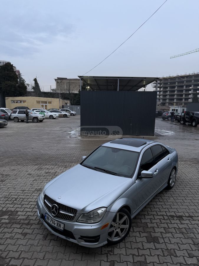 Mercedes-Benz C 250 2014 — photo 2