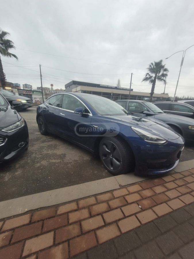 Tesla Model 3 2020 — photo 2