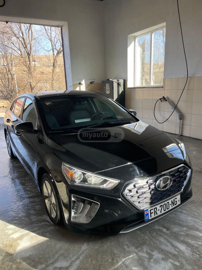 Hyundai Ioniq