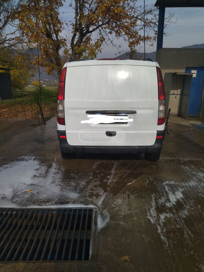 Ford Transit 2004 — photo 2