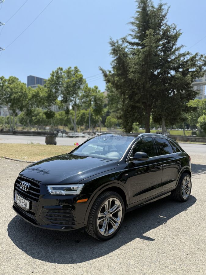 Audi Q3 2017 — photo 2