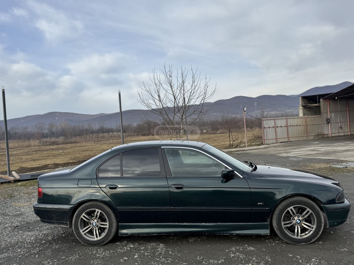 BMW 528 1997 — photo 2