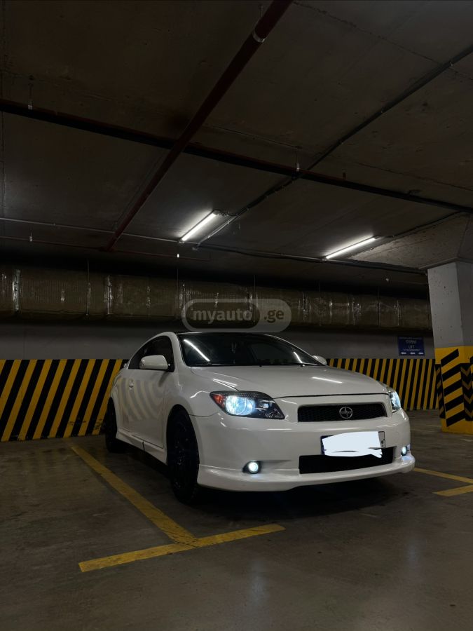 Toyota Scion 2007 — photo 2