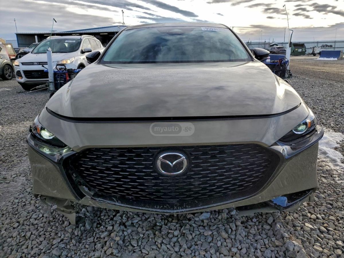 Mazda Mazda3 2024 — photo 2