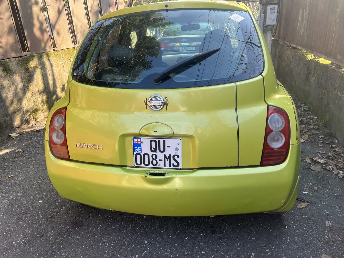 Nissan March 2004 — photo 2