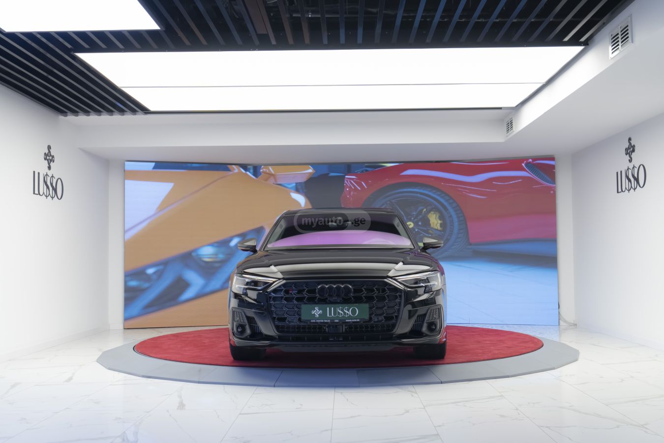 Audi S8
