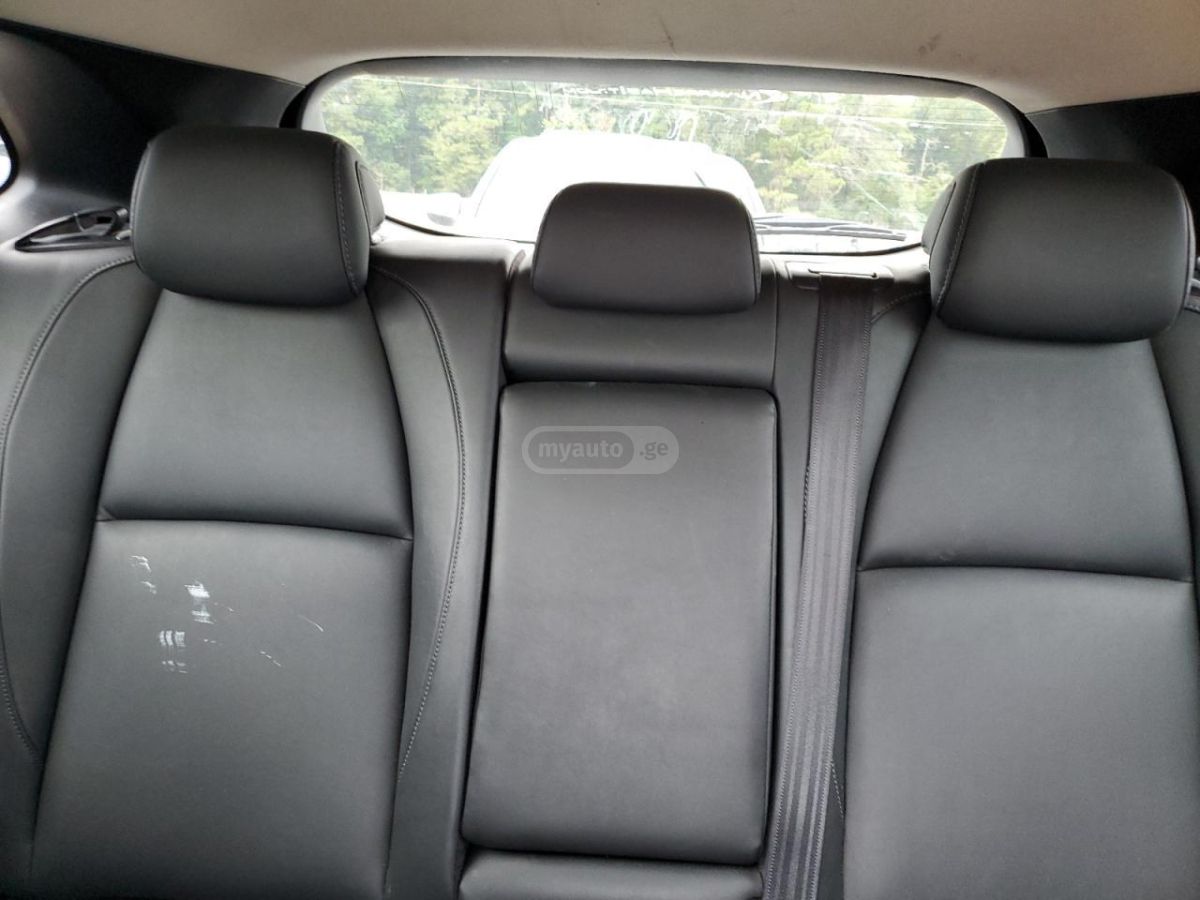 Mazda CX-30 2021 — photo 2