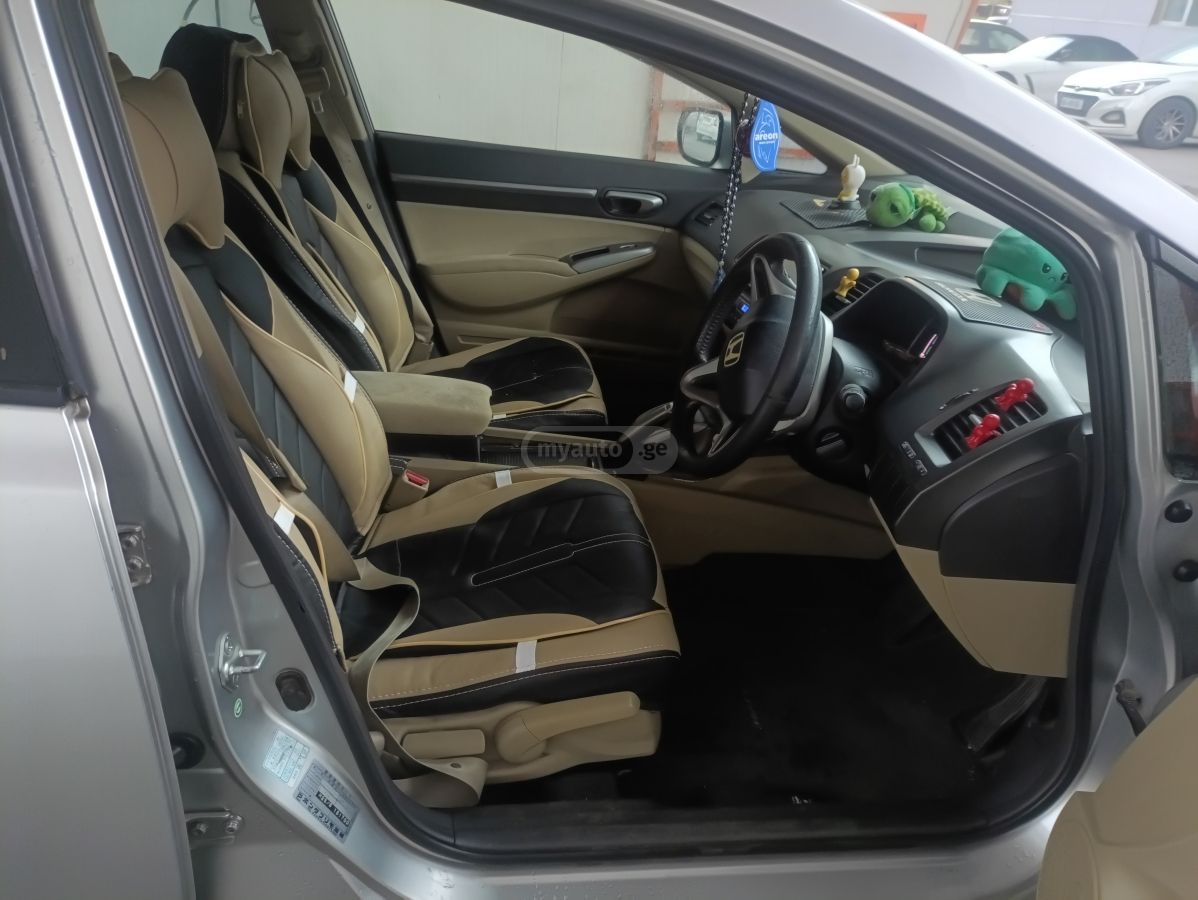 Honda Civic 2006 — photo 2