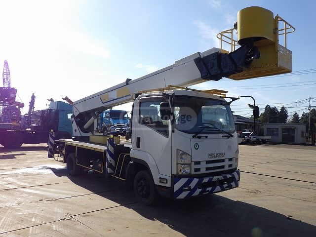 Isuzu FORWARD 2014 — photo 2