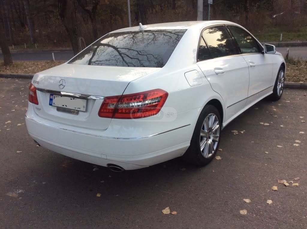 Mercedes-Benz E 350 2012 — photo 2