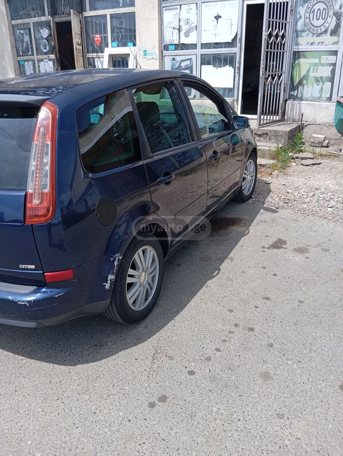Ford Focus 2006 — photo 2