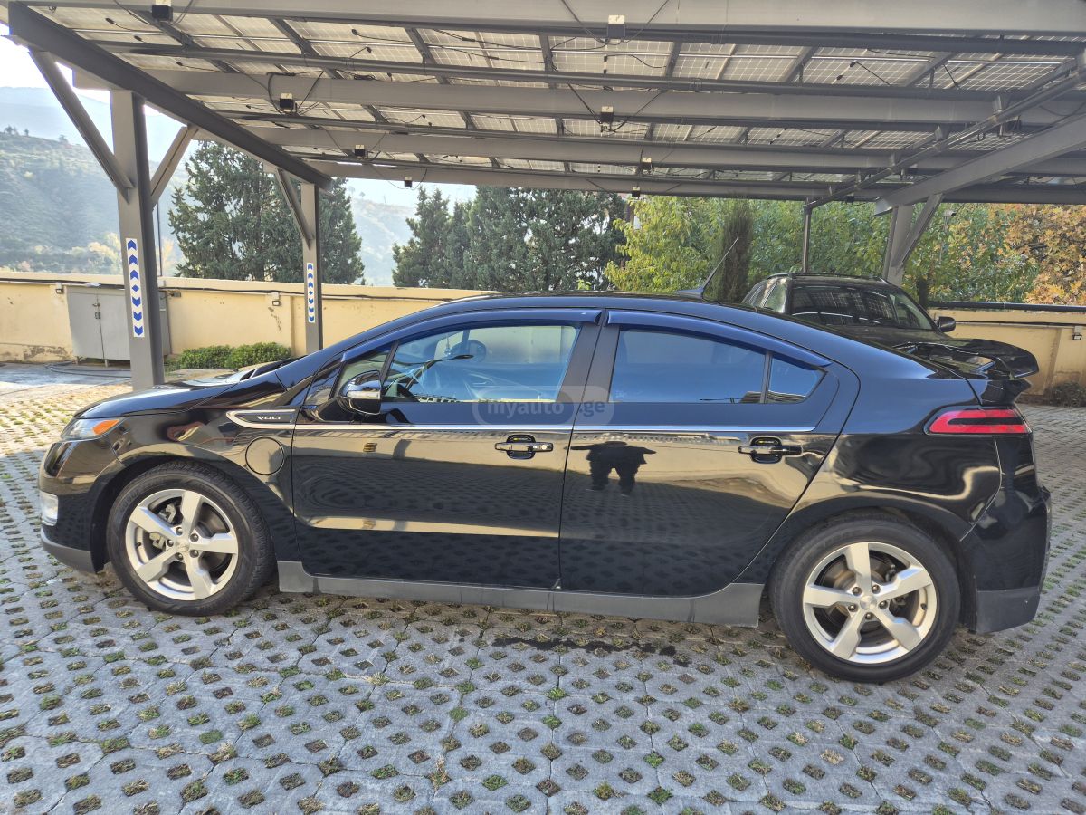 Chevrolet Volt 2012 — photo 2