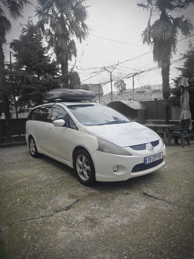 Mitsubishi Grandis