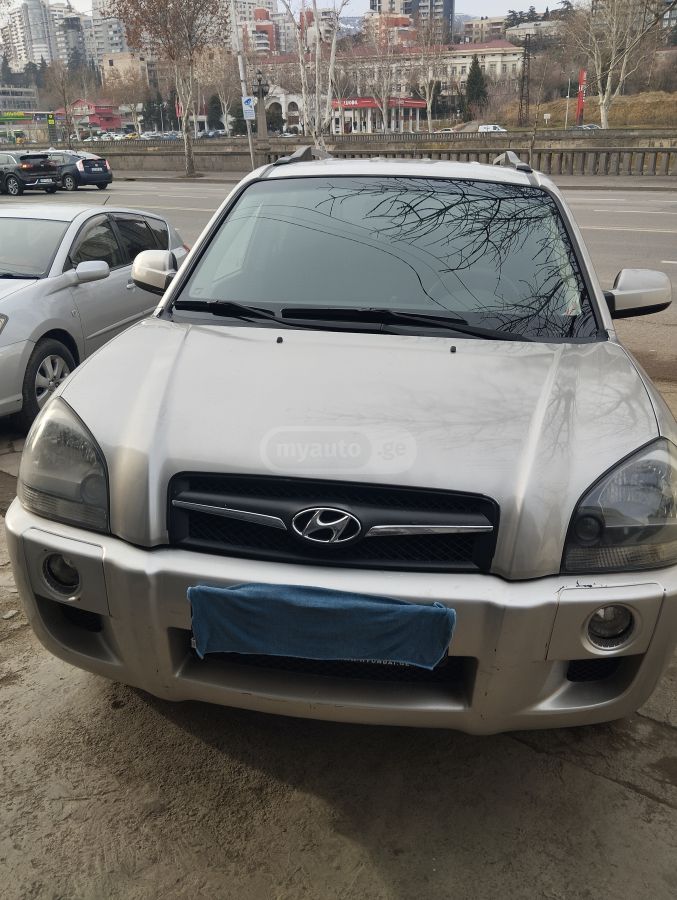 Hyundai Tucson 2008 — photo 2