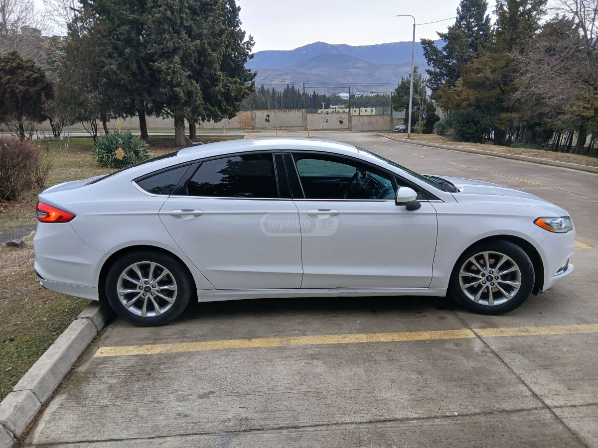 Ford Fusion 2016 — photo 2
