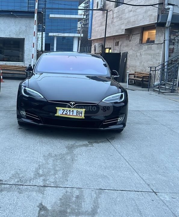Tesla Model S