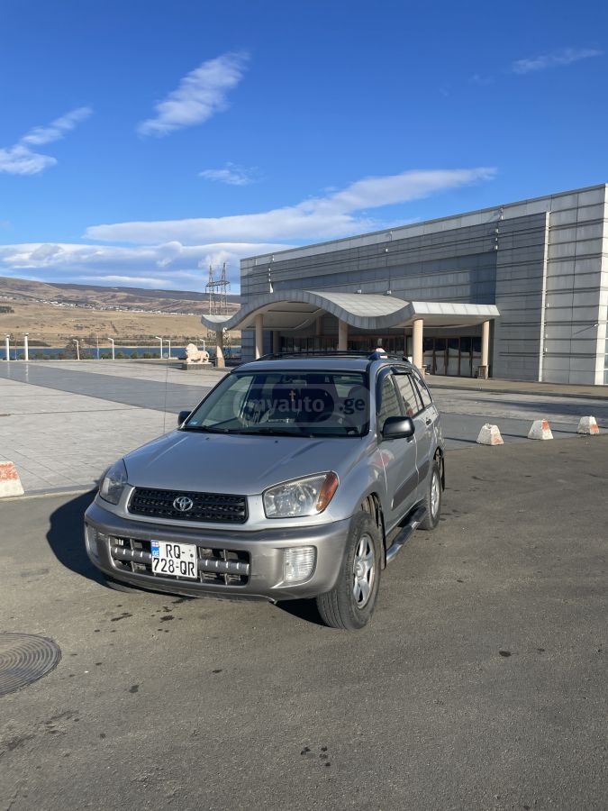 Toyota RAV4 2002 — photo 2