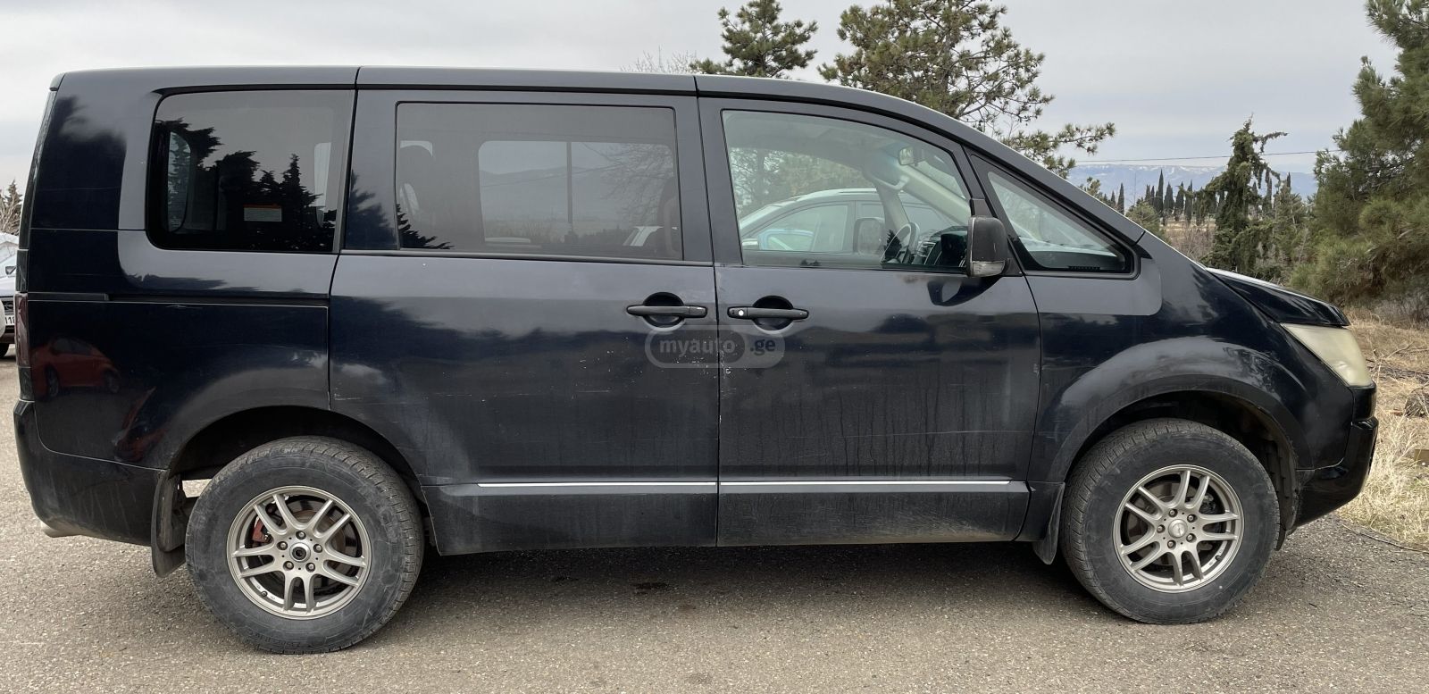 Mitsubishi Delica 2008 — photo 2