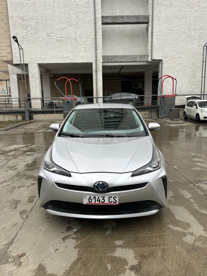 Toyota Prius 2020 — photo 2